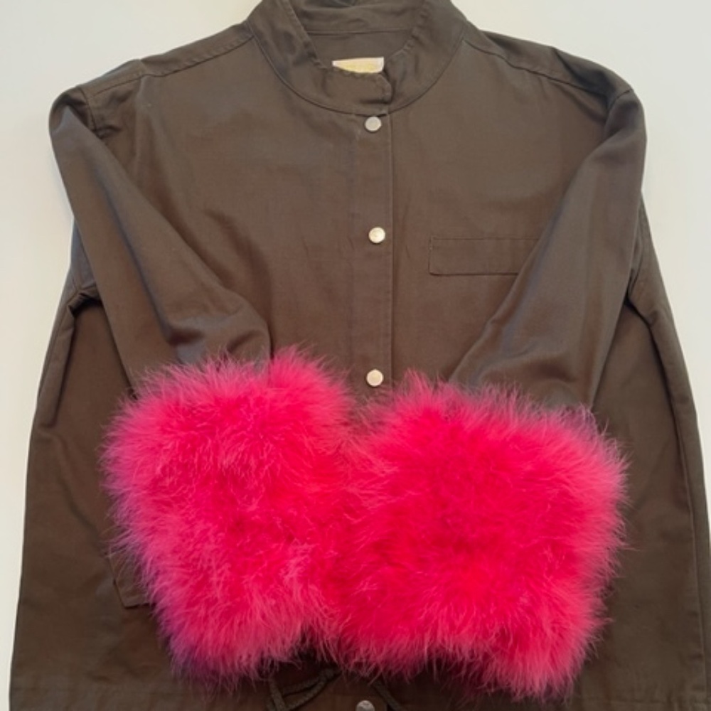 Pello Bello army green pink feather cuff jacket Medium